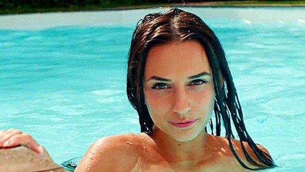 Захотела мастурбировать после плавания в бассейне