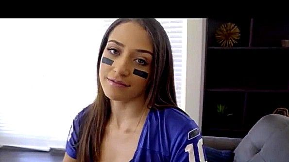 Сестра напилась пива с братом и занялась сексом