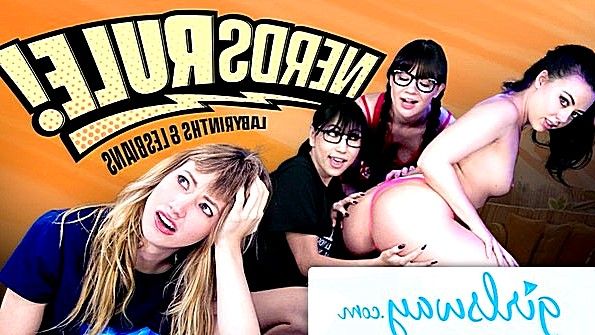 Подружки не устояли перед соблазном и занялись лесби