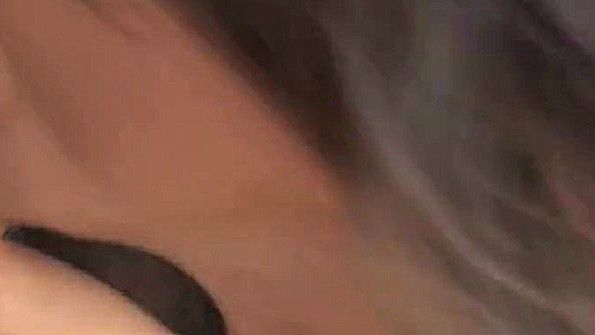 Японская шалунья ебется до спермы во влагалище